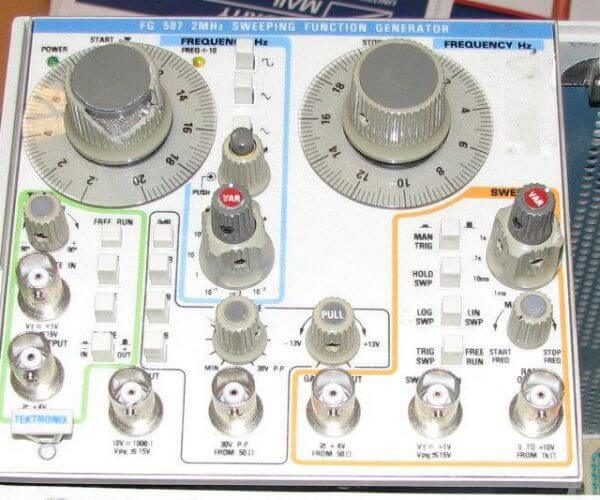 Tektronix FG507 Function Generator