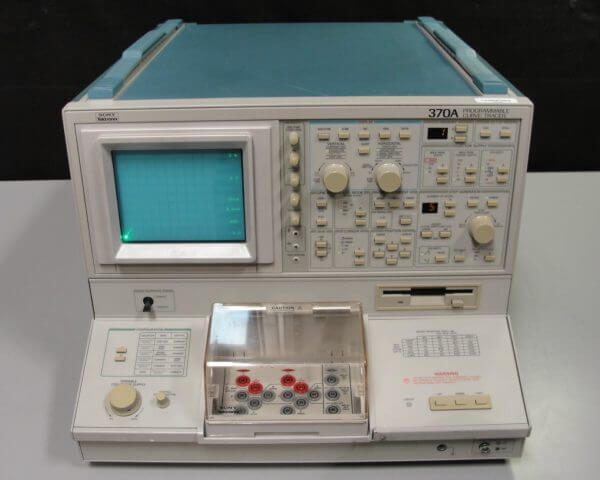 Tektronix 370A Curve Tracer