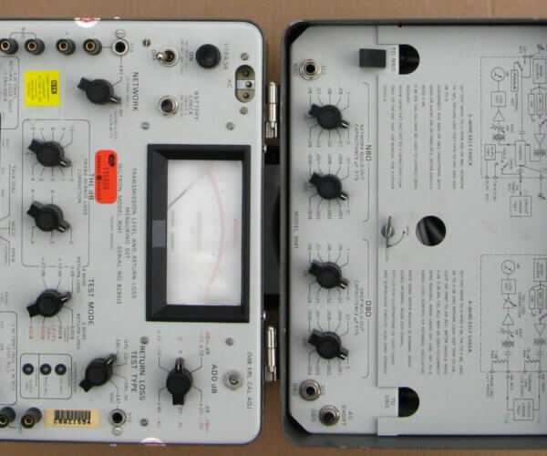 Wiltron 9041 Transmission Level / Return Loss Set